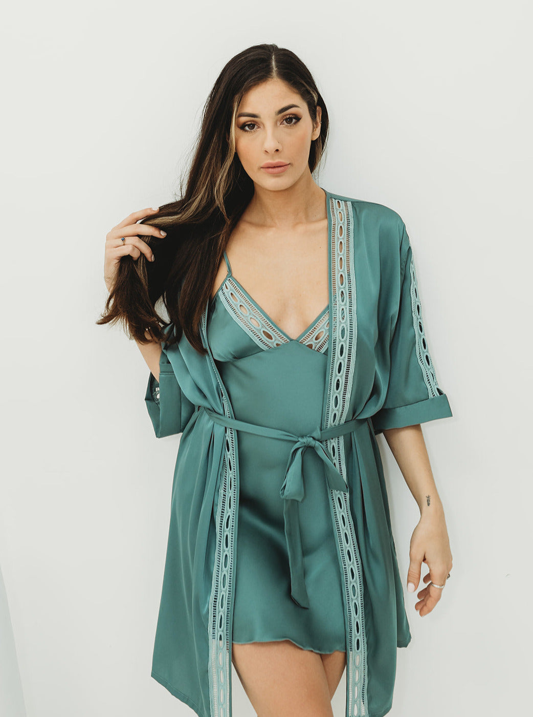 Shop Leilani Vegan silk™ Robe in Canada – Maylyn & Co.